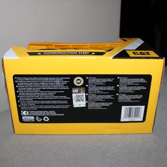 3/$55❤️new torn box Cat® Official Construction Fleet 10" Dump Truck Toy 82021 - Picture 5 of 11
